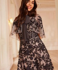 Therusticrow.shop61a3c5722d 1